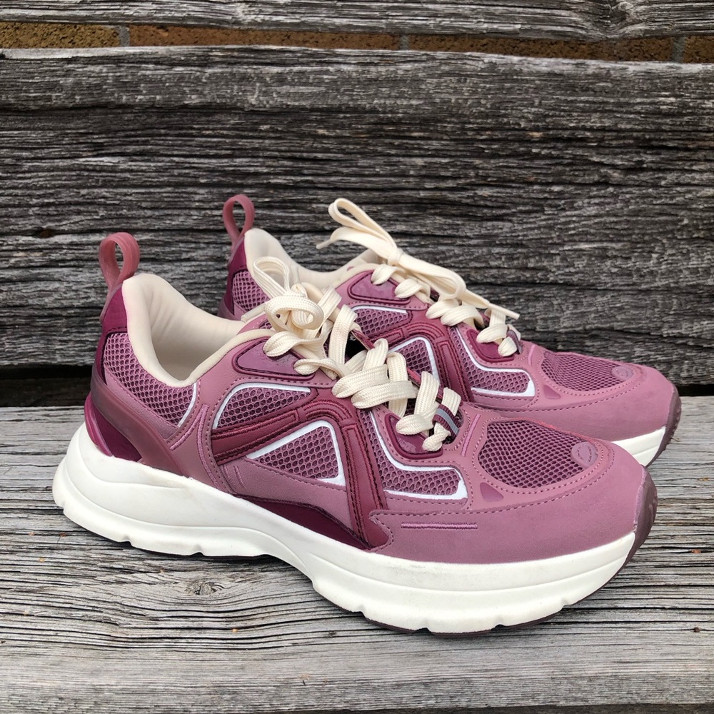 Women’s Zara sneakers Running shoes Trainers sz 40 EUR Burgundy red Cream laces